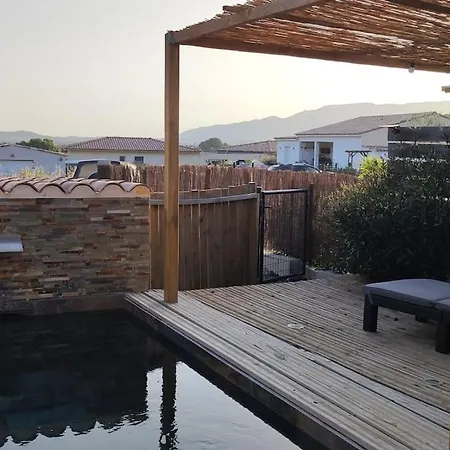 Tiny House Avec Piscine A Figari Villa Exterior photo